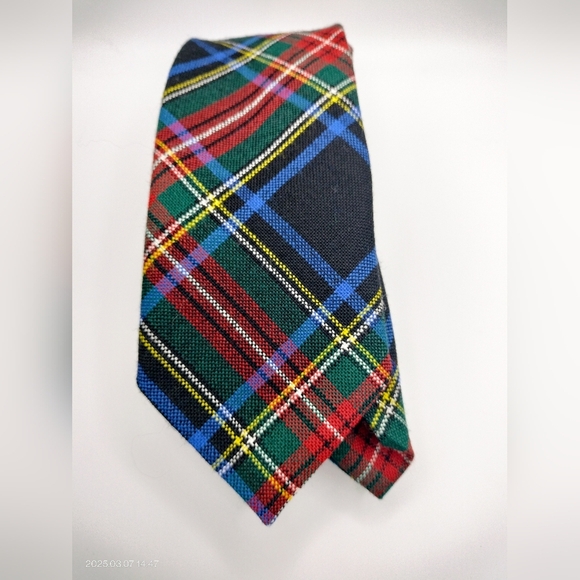 INGLES BUCHAN Tie Necktie Pure Wool Woven In Scotland Tartan Plaid Checks - Picture 1 of 8